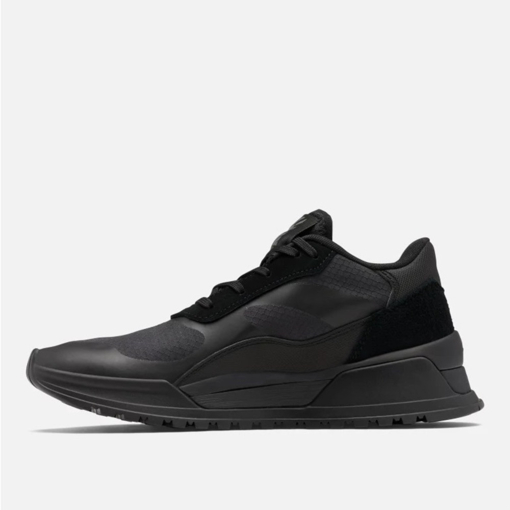 NEW IN BOX - Women's Columbia Wildone Heritage Black/Charcoal 10.5 B (M)